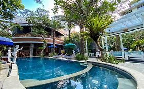 The Bali Dream Villa & Resort Echo Beach  4*